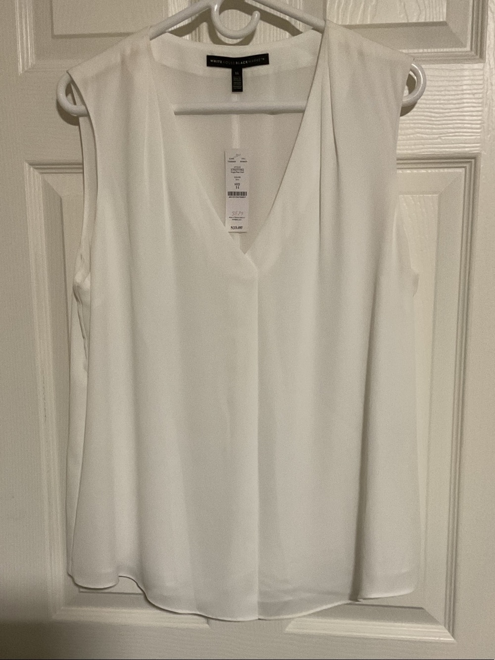 White House Black Market White V-Neck Sleeveless Camisole
